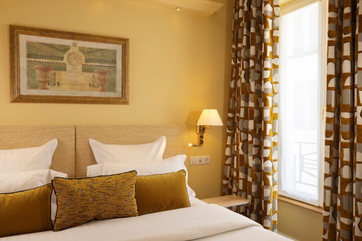 16a1925 le relais madeleine chambre 102 bd ccc