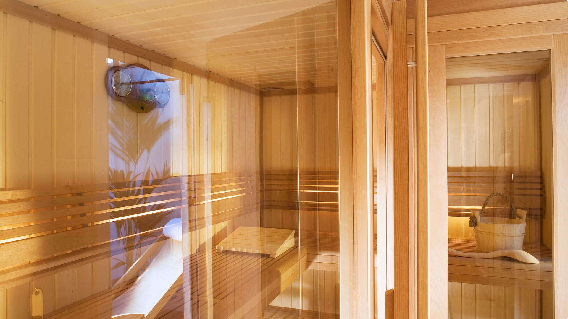 Sauna en bois moderne et lumineux Hôtel avec Sauna Paris, Hôtel Relais Madeleine